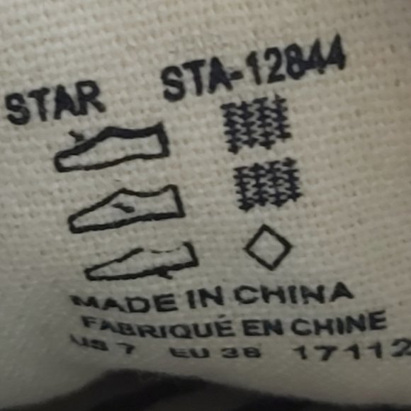 TAOS | Women's Star Canvas Sneakers Charcoal Size 7 - Picture 8 of 8